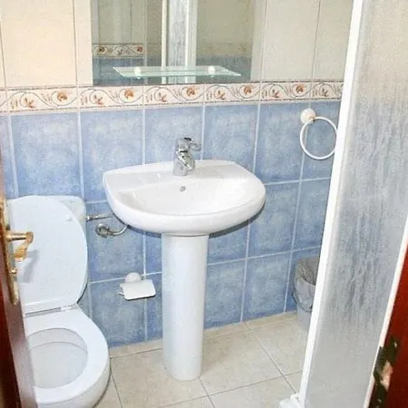 La Vista 2*