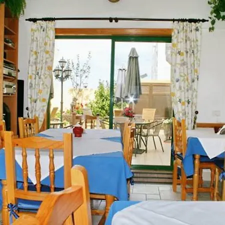 La Vista Hotel 2*